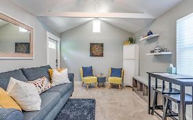 Cozy Comfy Studio With Full Sofa Bed And Kitchenette