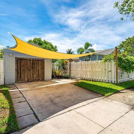 Cozy Comfy Studio With Full Sofa Bed And Kitchenette West Palm Beach Exterior photo
