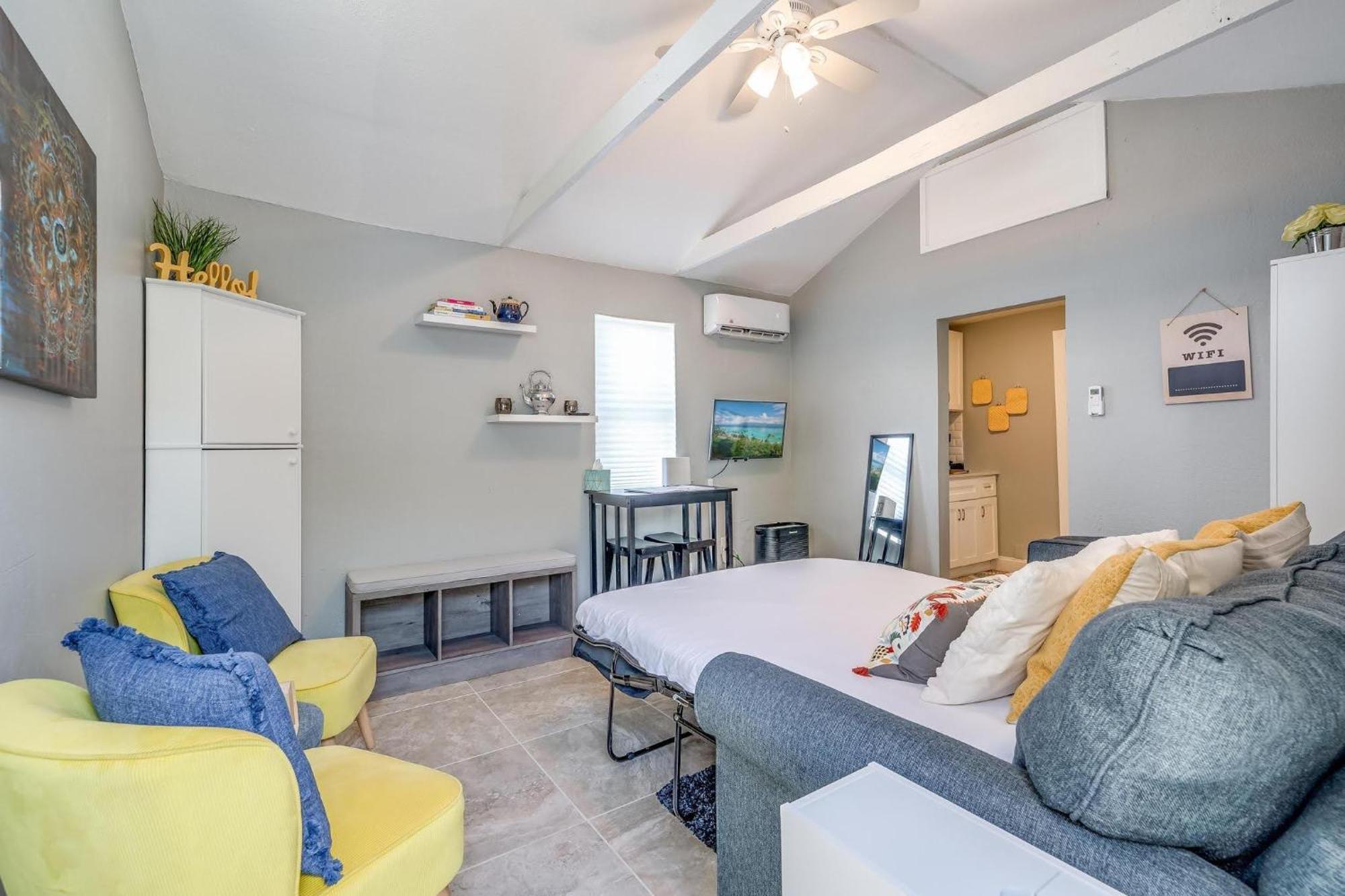 Cozy Comfy Studio With Full Sofa Bed And Kitchenette West Palm Beach Exterior photo